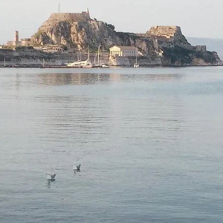 Casa Theotoki * Anemomylos