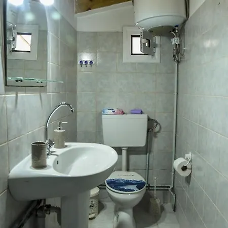 Casa Theotoki * Anemomylos